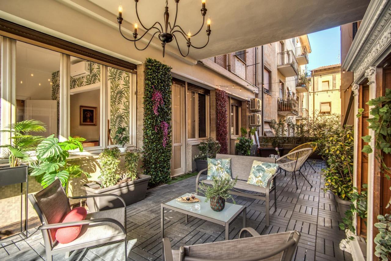 Aweshomeitaly - White Mirrors Apartment Pisa Exterior photo